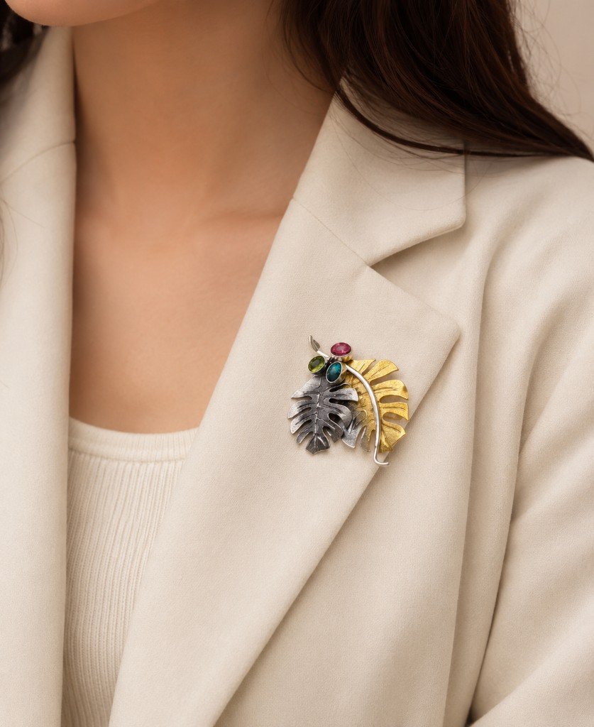 Brooch