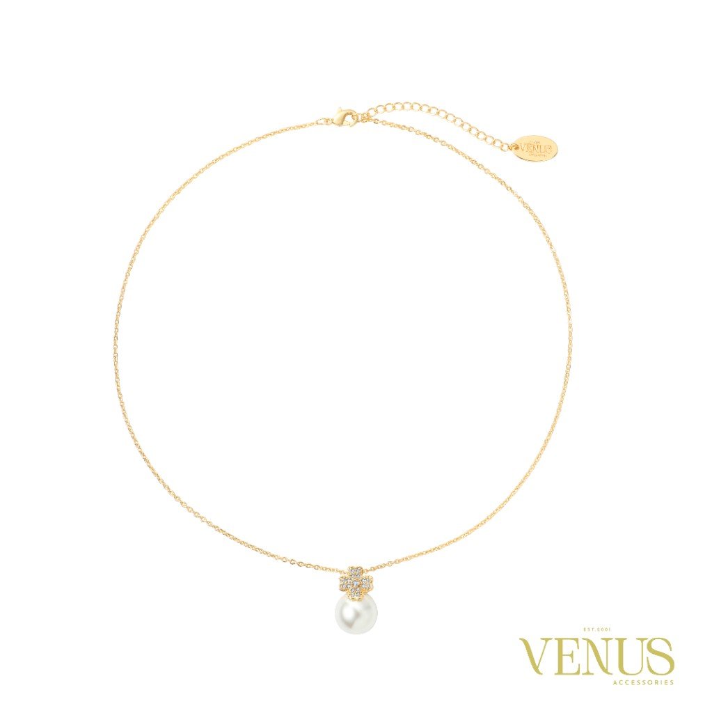 Clover Pearl Drop Gold Necklace