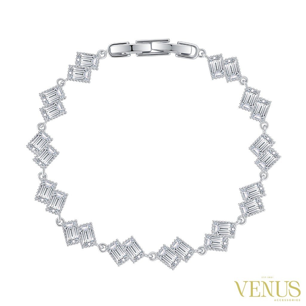 Silver Clover Crystal Link Bracelet